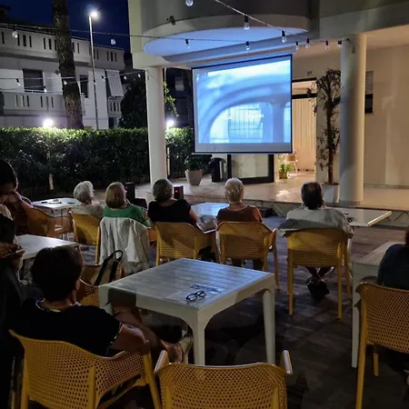 Marebello Ξενοδοχείο